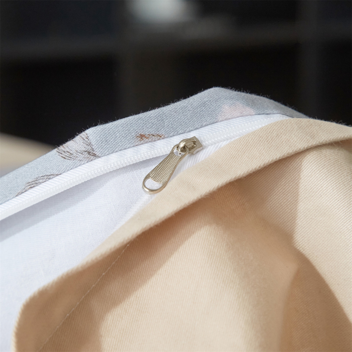 91家纺网 家纺一手货源 找家纺 品乐家纺 2025新款32支超柔生态磨毛四件套 兰茵-蓝