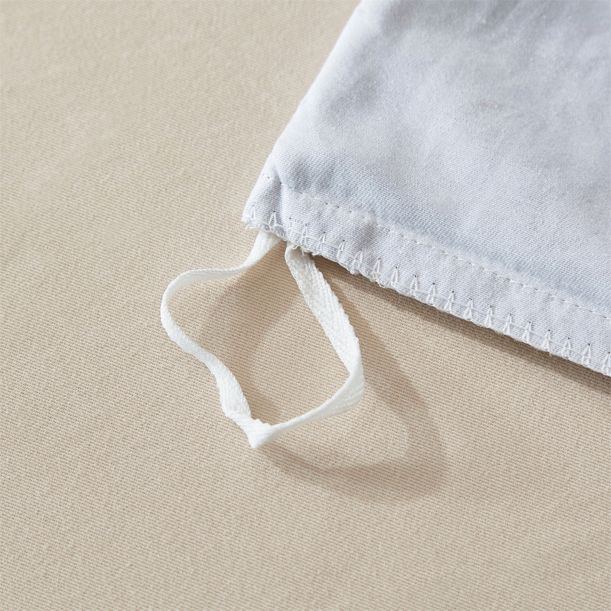 91家纺网 家纺一手货源 找家纺 品乐家纺 2025新款32支超柔生态磨毛四件套 兰茵-蓝