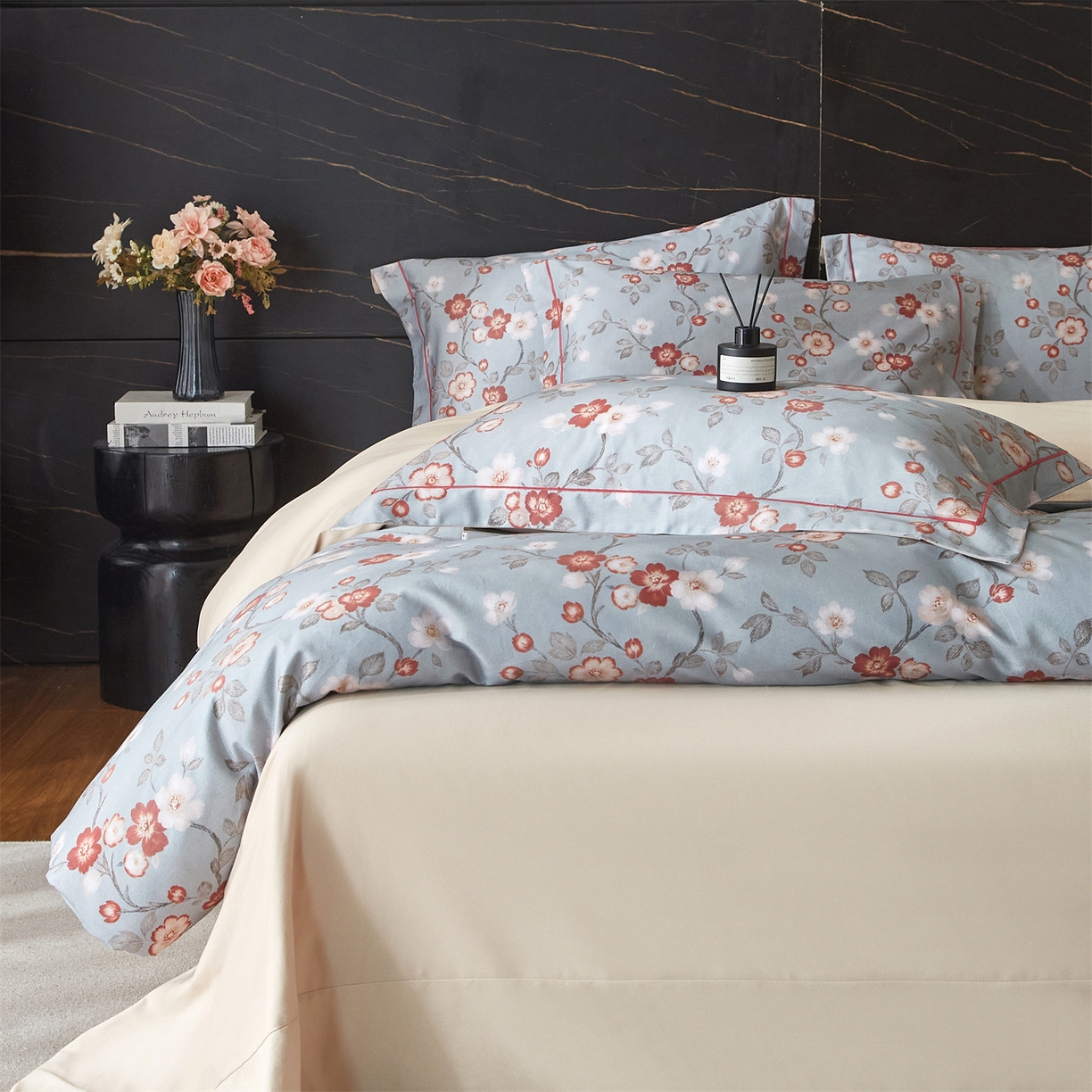 91家纺网 家纺一手货源 找家纺 品乐家纺 2025新款32支超柔生态磨毛四件套 兰茵-蓝