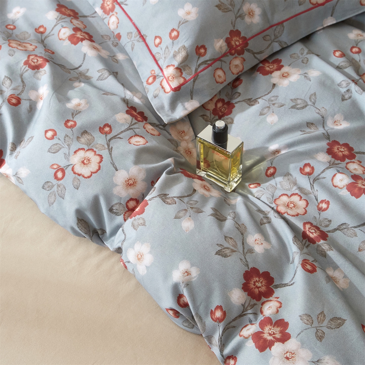 91家纺网 家纺一手货源 找家纺 品乐家纺 2025新款32支超柔生态磨毛四件套 兰茵-蓝