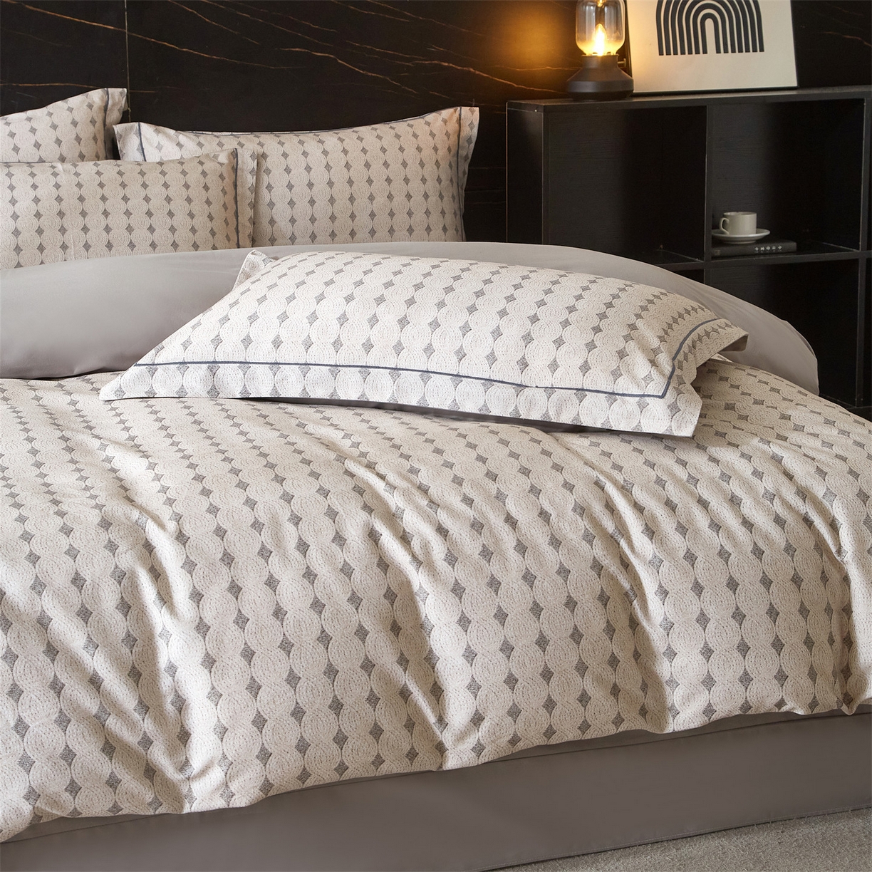 91家纺网 家纺一手货源 找家纺 品乐家纺 2025新款32支超柔生态磨毛四件套 拾光-灰