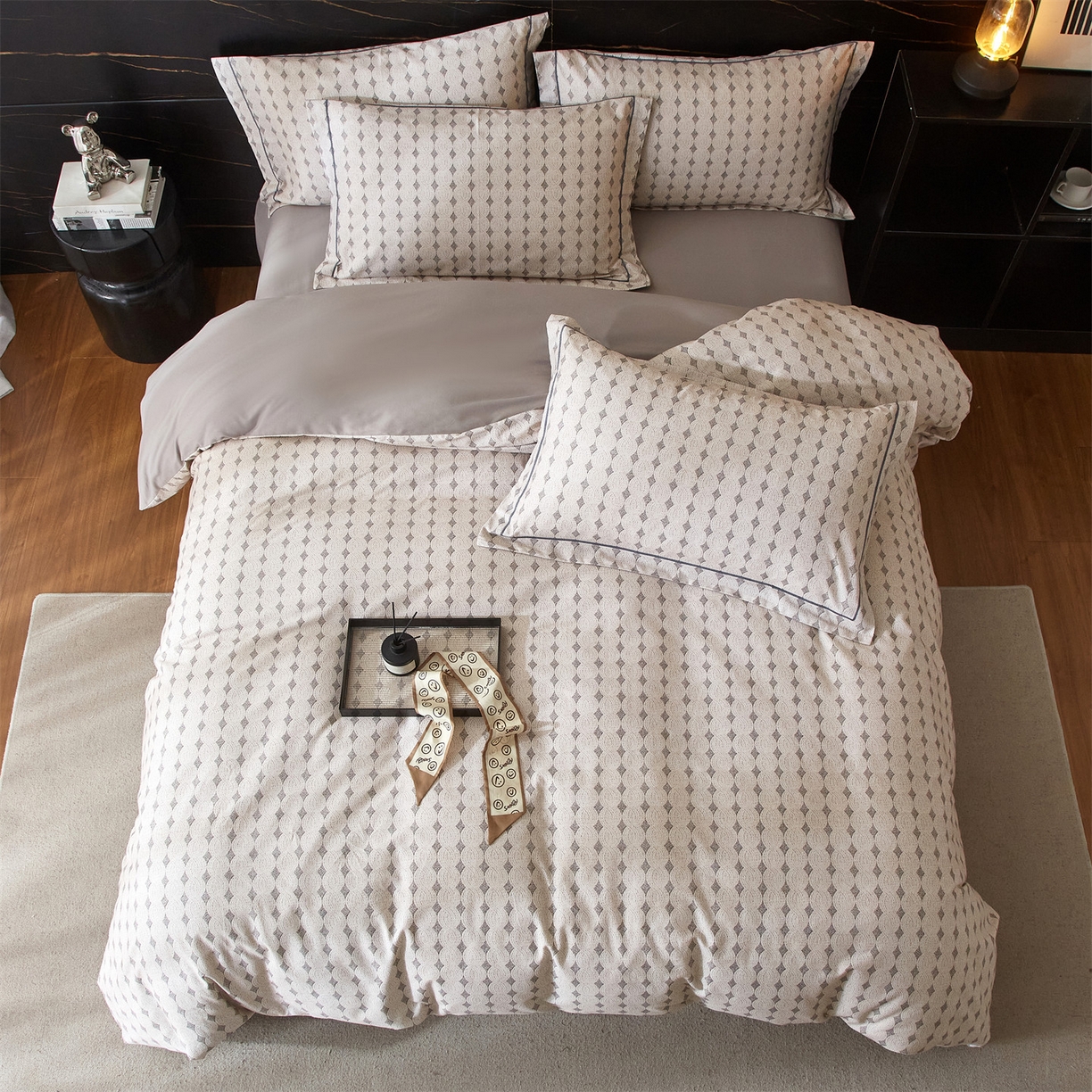 91家纺网 家纺一手货源 找家纺 品乐家纺 2025新款32支超柔生态磨毛四件套 拾光-灰