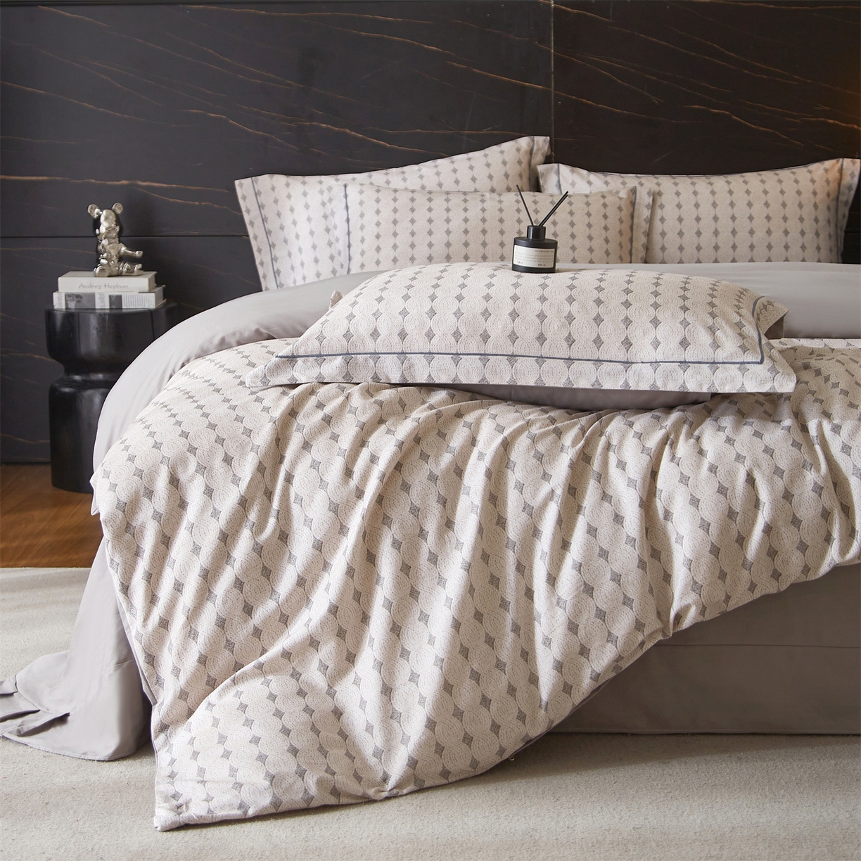 91家纺网 家纺一手货源 找家纺 品乐家纺 2025新款32支超柔生态磨毛四件套 拾光-灰