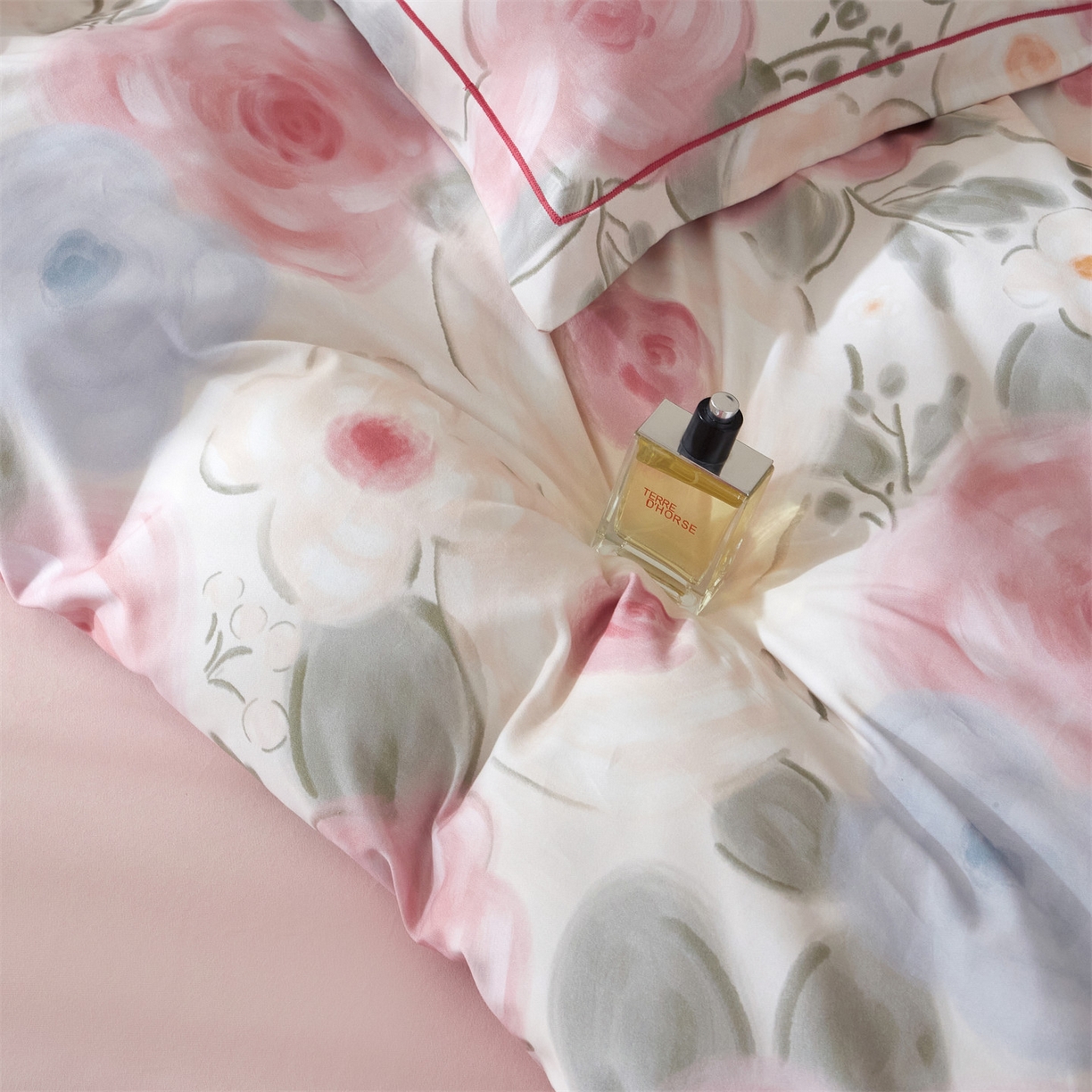 91家纺网 家纺一手货源 找家纺 品乐家纺 2025新款32支超柔生态磨毛四件套 桃汐-粉