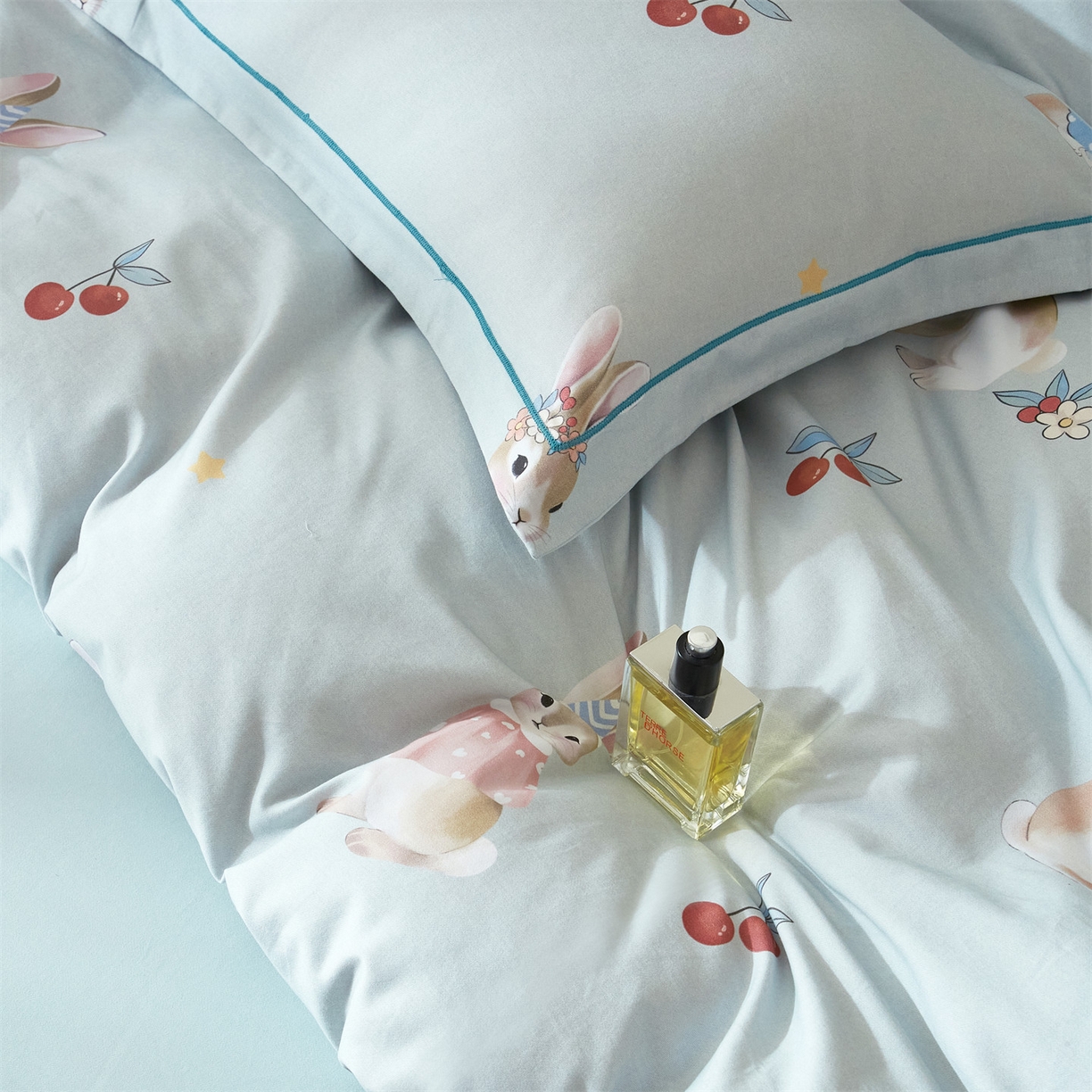 91家纺网 家纺一手货源 找家纺 品乐家纺 2025新款32支超柔生态磨毛四件套 小萌兔-绿