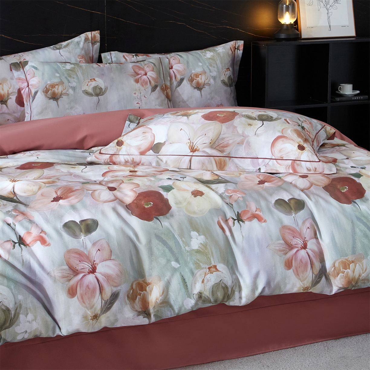 91家纺网 家纺一手货源 找家纺 品乐家纺 2025新款32支超柔生态磨毛四件套 鸢香-红