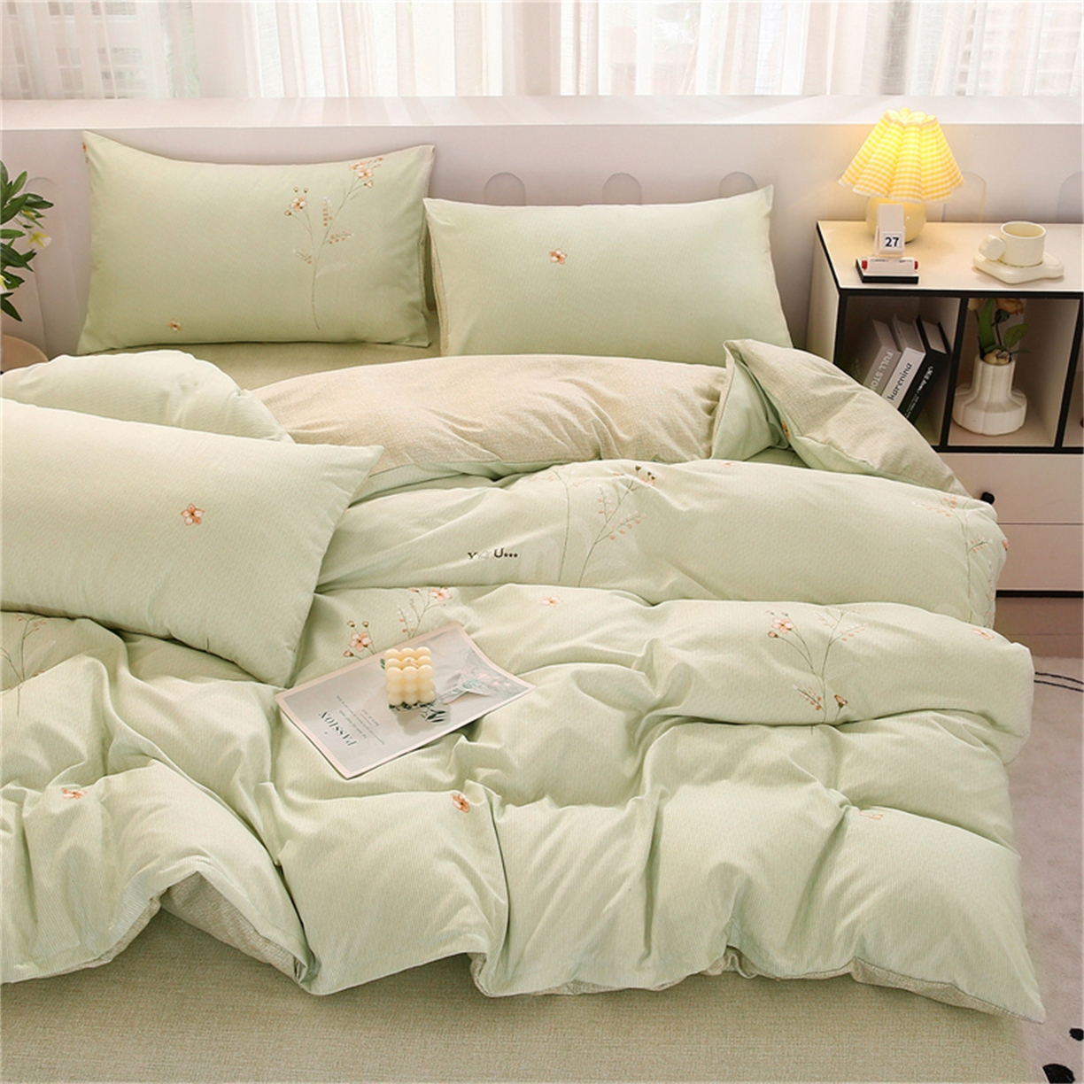 91家纺网 家纺一手货源 找家纺 织写 2025新款加厚磨毛澳绒棉四件套 贝莉浅绿