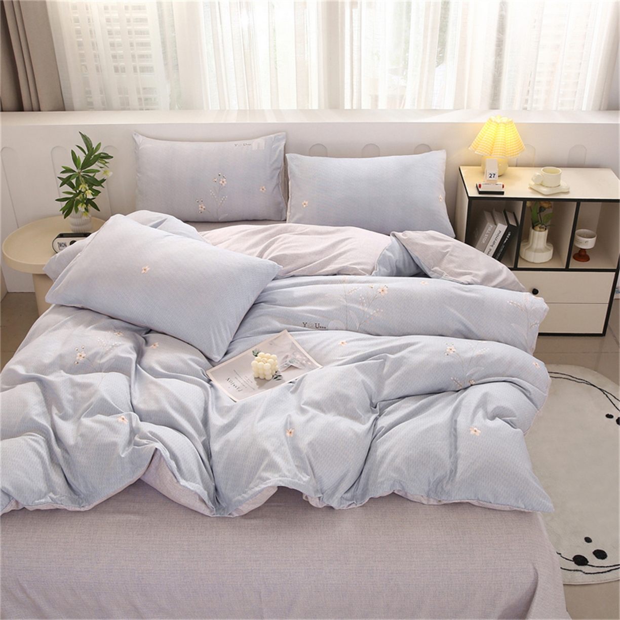 91家纺网 家纺一手货源 找家纺 织写 2025新款加厚磨毛澳绒棉四件套 贝莉浅蓝