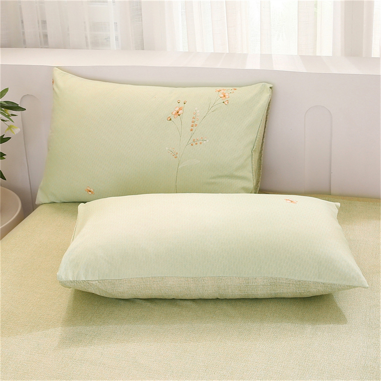 91家纺网 家纺一手货源 找家纺 织写 2025新款加厚磨毛澳绒棉四件套 贝莉浅绿