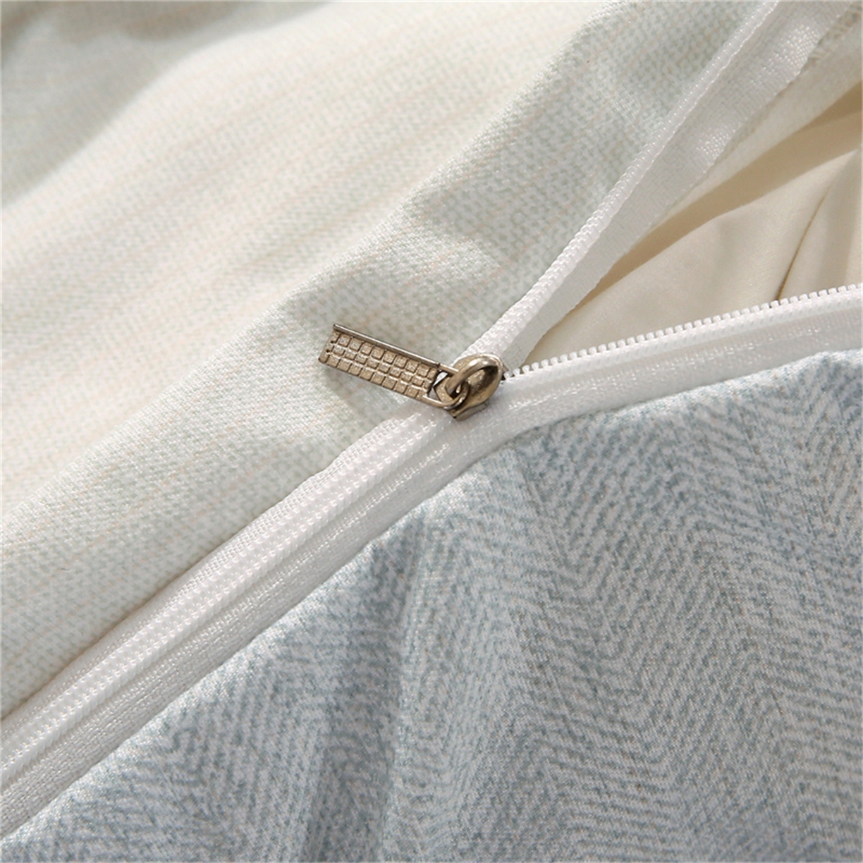 91家纺网 家纺一手货源 找家纺 织写 2025新款加厚磨毛澳绒棉四件套 朵拉