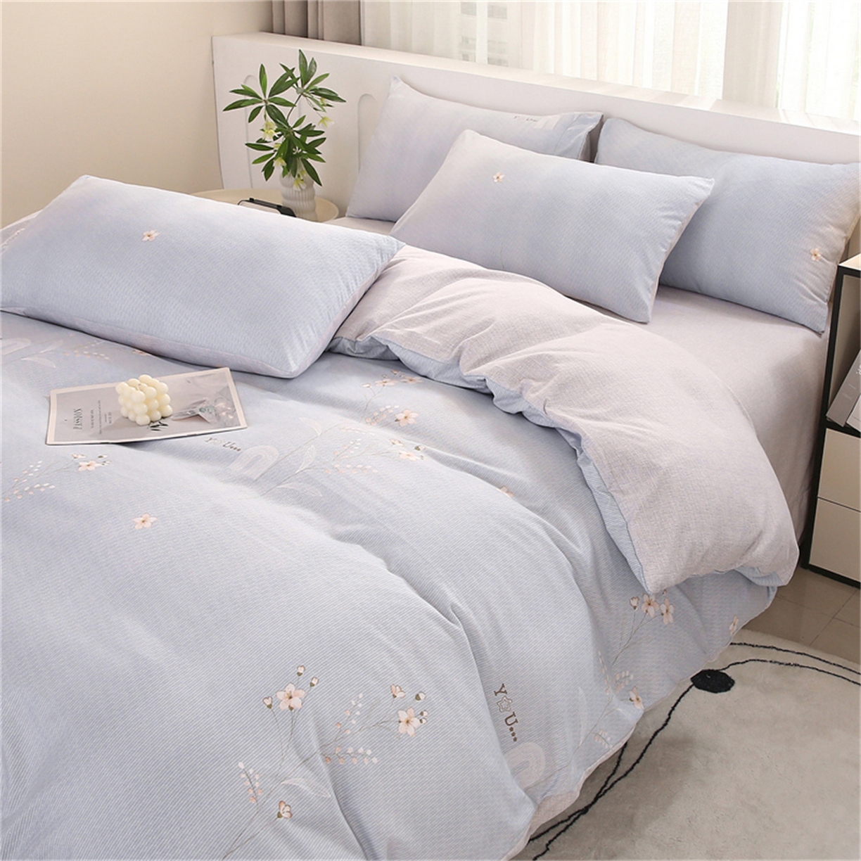 91家纺网 家纺一手货源 找家纺 织写 2025新款加厚磨毛澳绒棉四件套 贝莉浅蓝