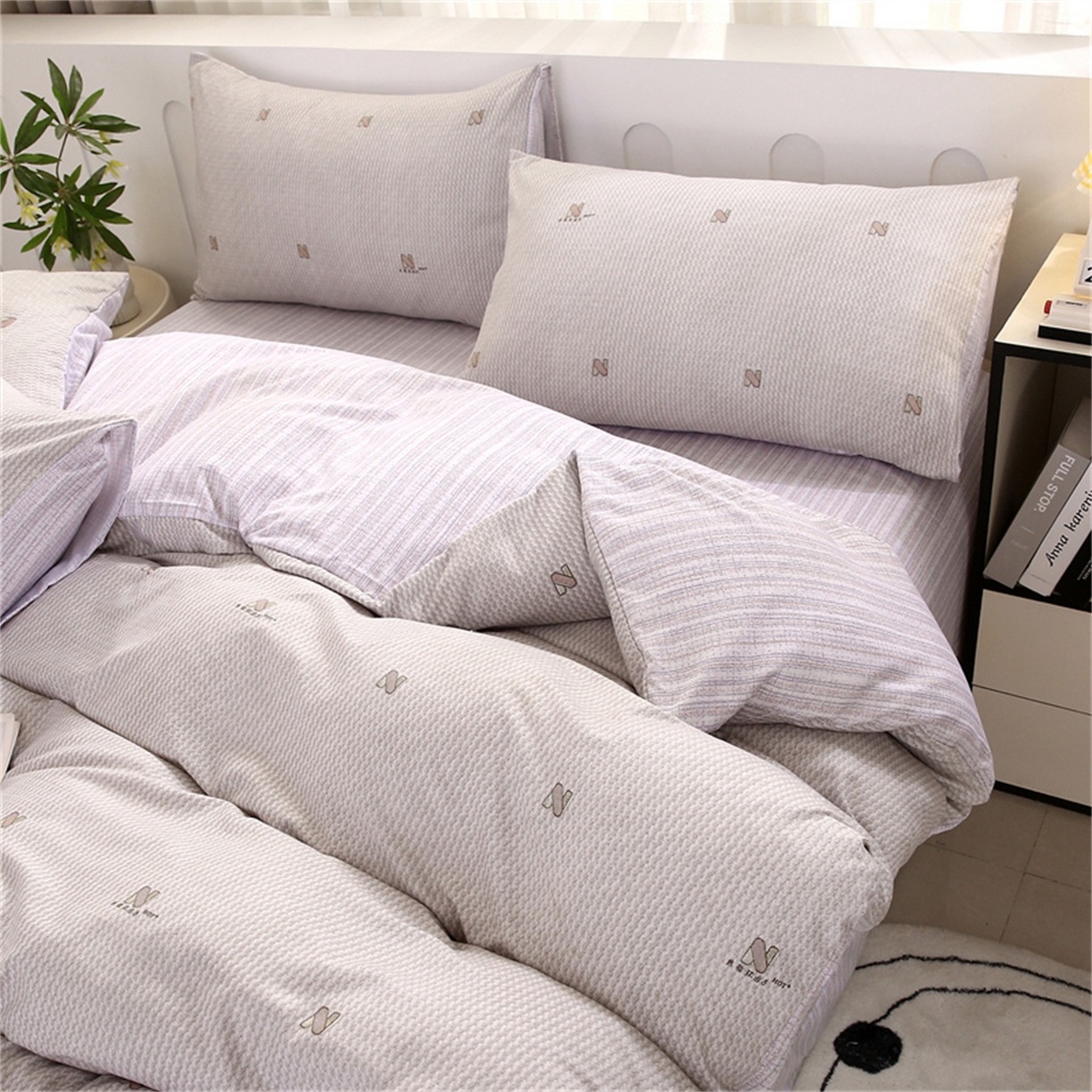 91家纺网 家纺一手货源 找家纺 织写 2025新款加厚磨毛澳绒棉四件套 欢喜时光