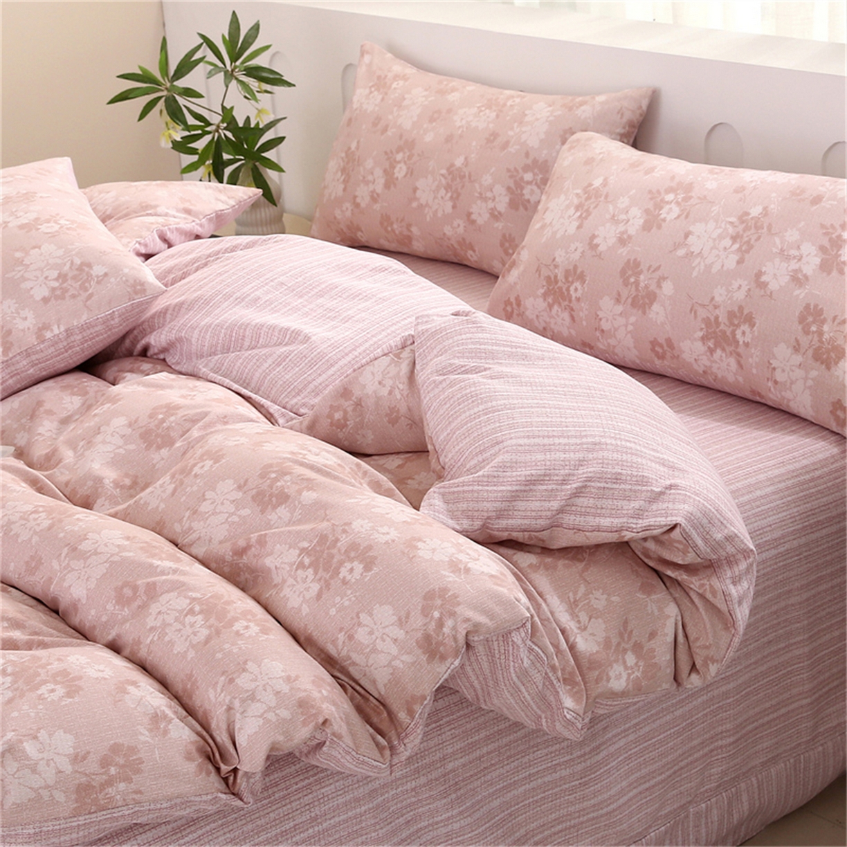 91家纺网 家纺一手货源 找家纺 织写 2025新款加厚磨毛澳绒棉四件套 美式田园-粉