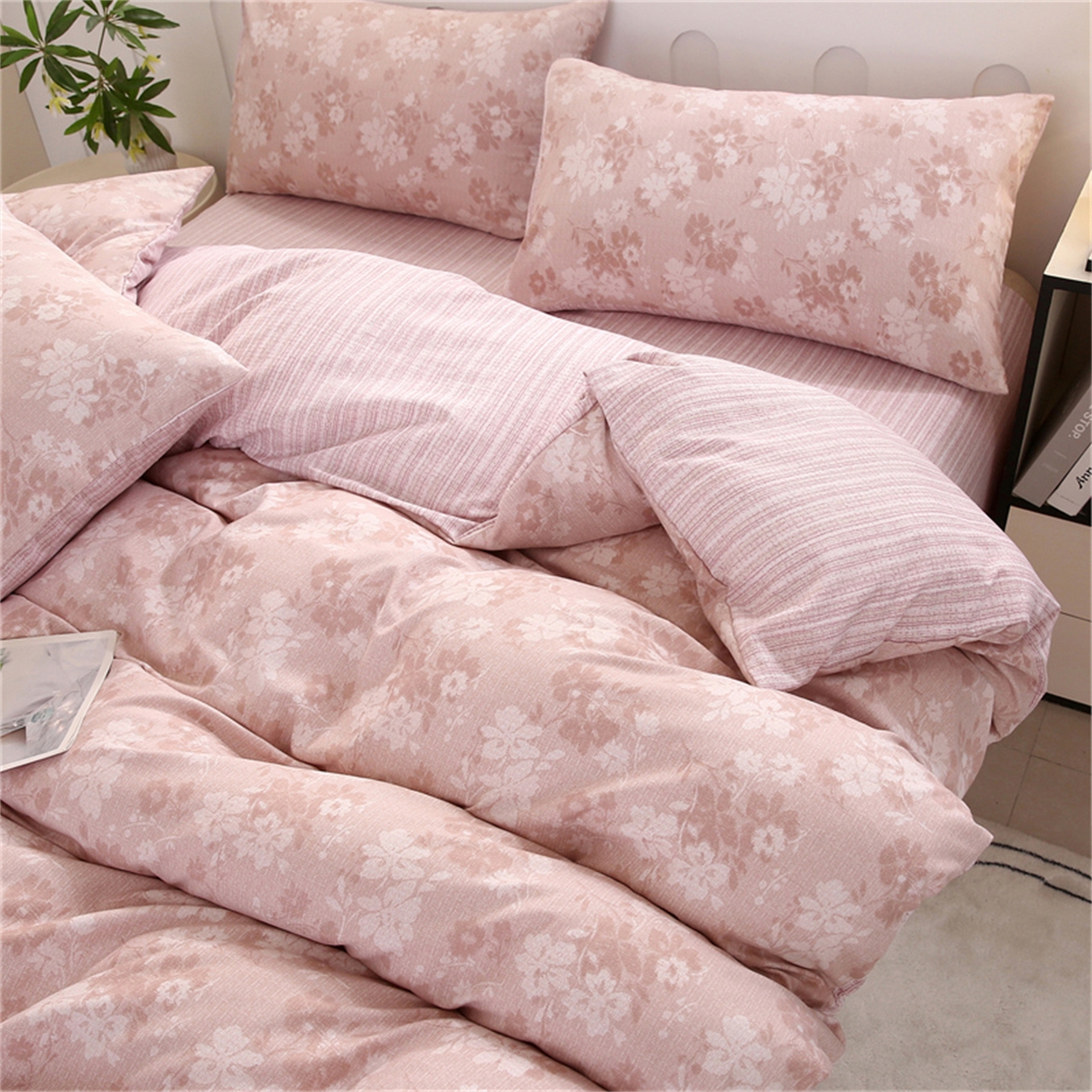 91家纺网 家纺一手货源 找家纺 织写 2025新款加厚磨毛澳绒棉四件套 美式田园-粉