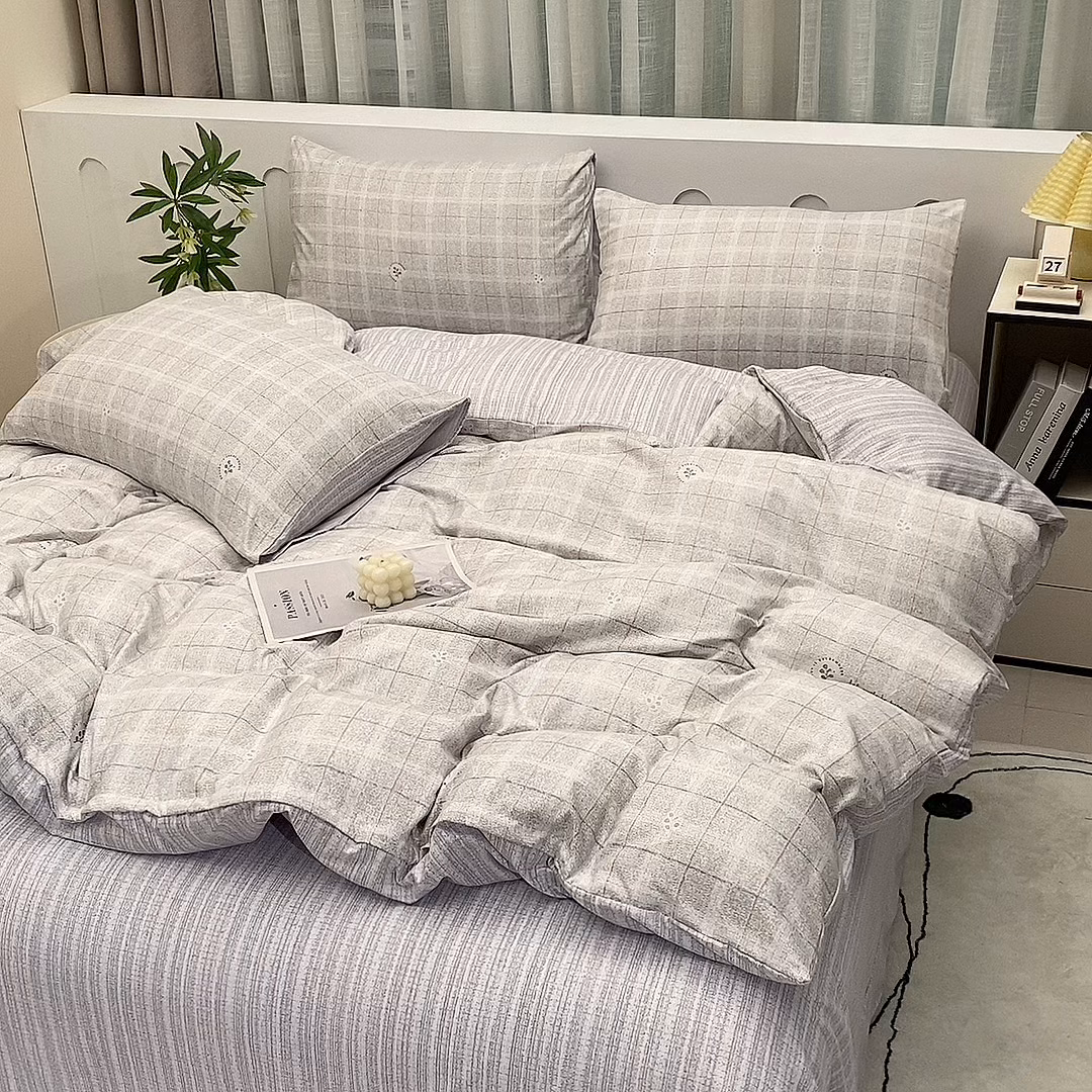 91家纺网 家纺一手货源 找家纺 织写 2025新款加厚磨毛澳绒棉四件套 繁华