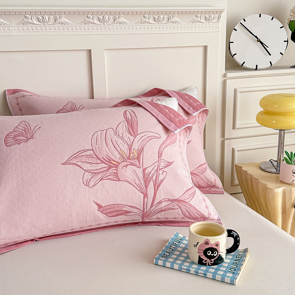 91家纺网 家纺一手货源 找家纺 沐瑟家纺 2025新款馨梦枕巾 百合-粉 52x75cm枕巾一对