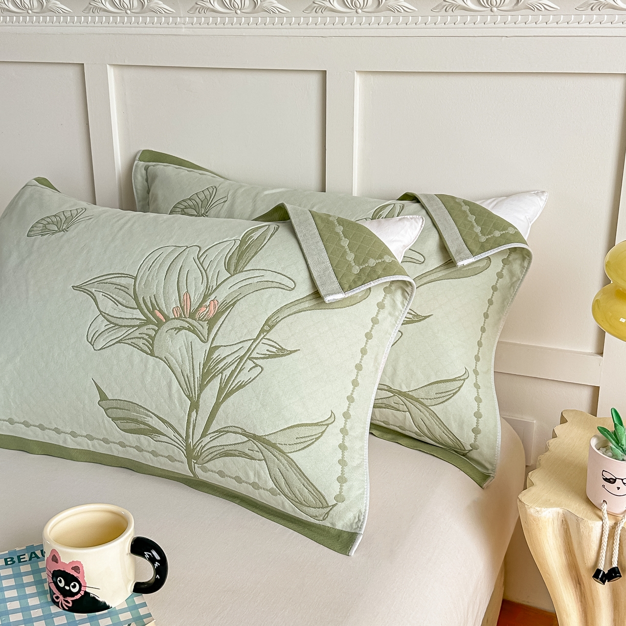 91家纺网 家纺一手货源 找家纺 沐瑟家纺 2025新款馨梦枕巾 百合-绿 52x75cm枕巾一对