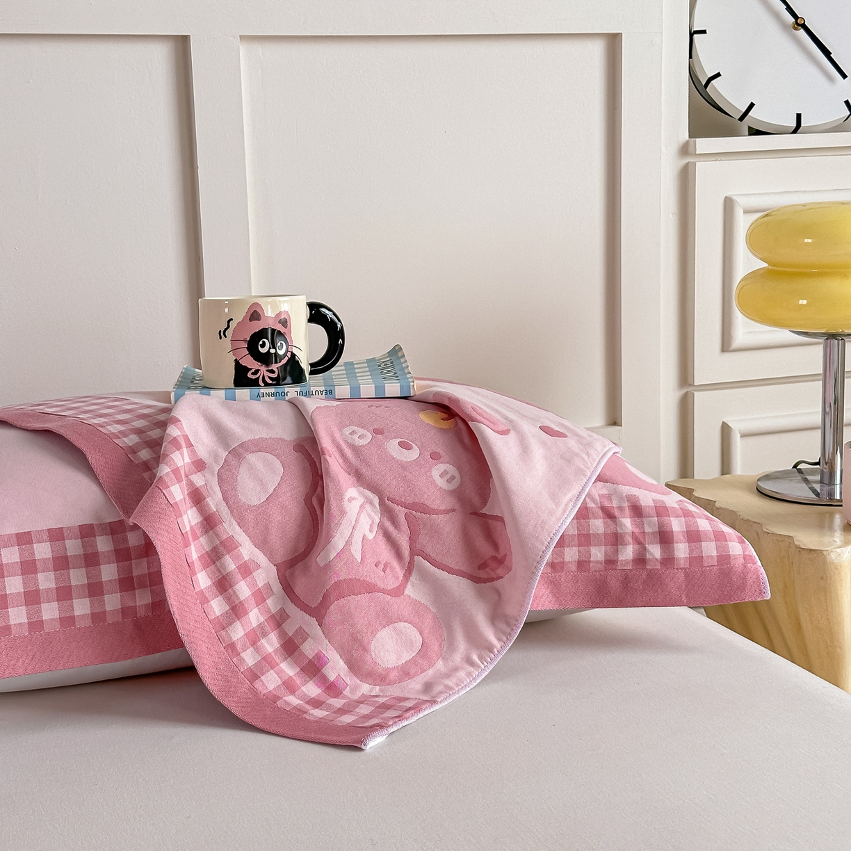 91家纺网 家纺一手货源 找家纺 沐瑟家纺 2025新款馨梦枕巾 乖小兔-粉 52x75cm枕巾一对