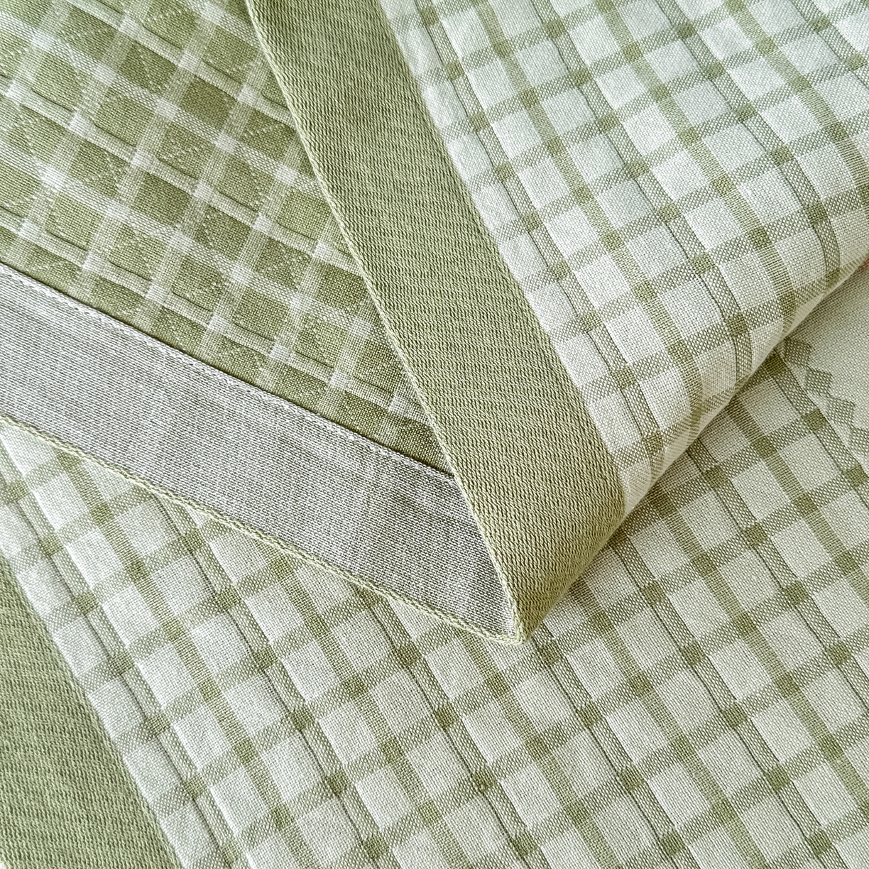 91家纺网 家纺一手货源 找家纺 沐瑟家纺 2025新款馨梦枕巾 花格-绿 52x75cm枕巾一对