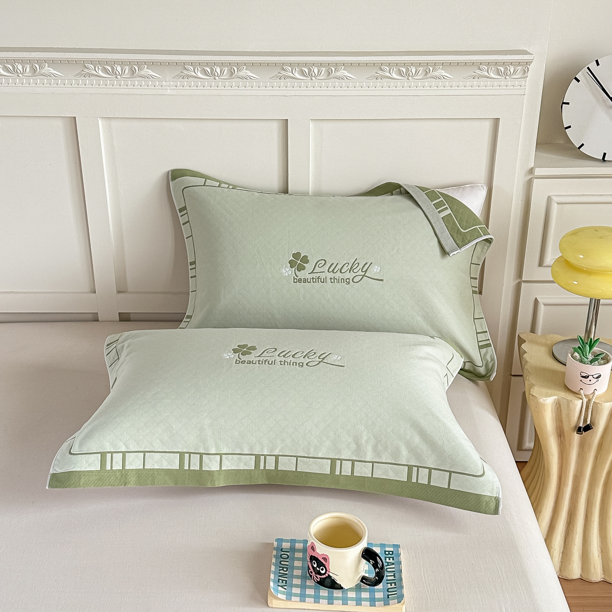 91家纺网 家纺一手货源 找家纺 沐瑟家纺 2025新款馨梦枕巾 四叶草-绿 52x75cm枕巾一对