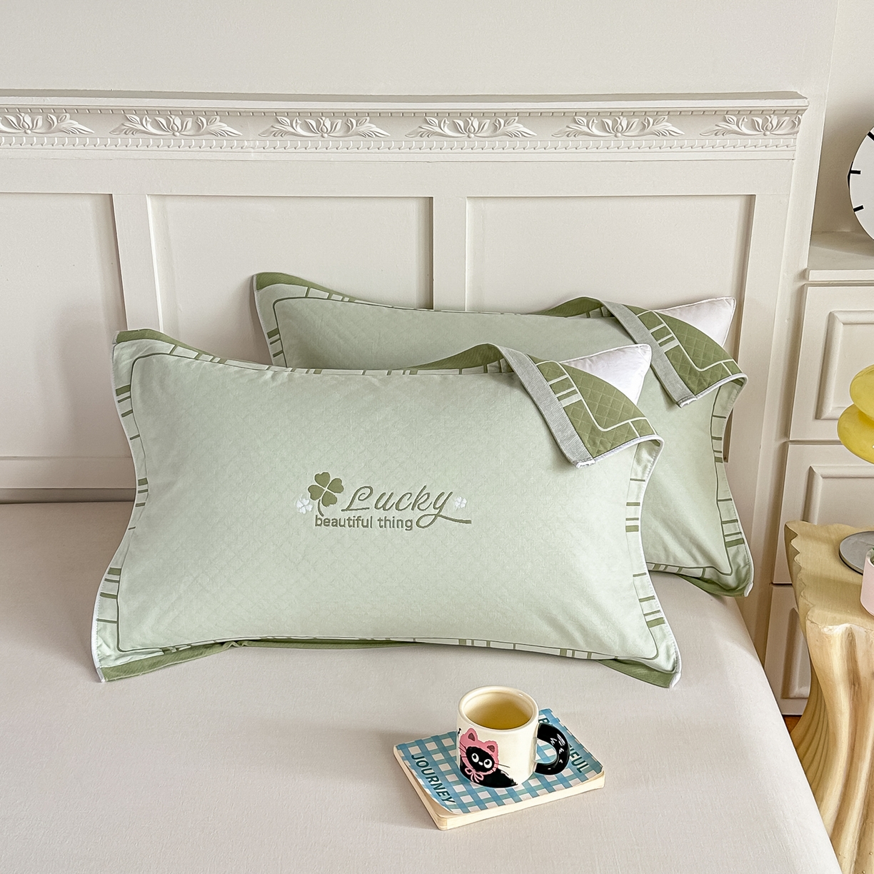 91家纺网 家纺一手货源 找家纺 沐瑟家纺 2025新款馨梦枕巾 四叶草-绿 52x75cm枕巾一对