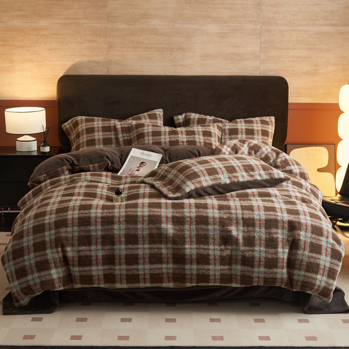 91家纺网 家纺一手货源 找家纺 早晨家纺 2025新款230g羊驼绒复古格牛奶绒四件套 慕池格