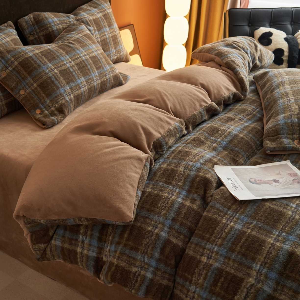 91家纺网 家纺一手货源 找家纺 早晨家纺 2025新款230g羊驼绒复古格牛奶绒四件套 维系咖格