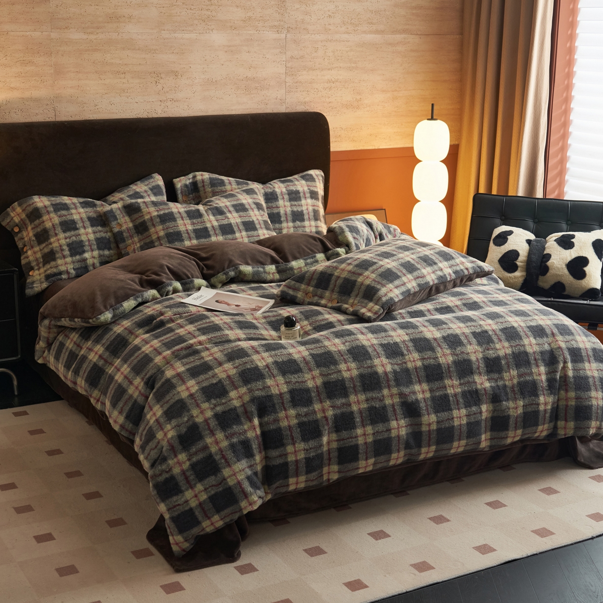 91家纺网 家纺一手货源 找家纺 早晨家纺 2025新款230g羊驼绒复古格牛奶绒四件套 雾里青格