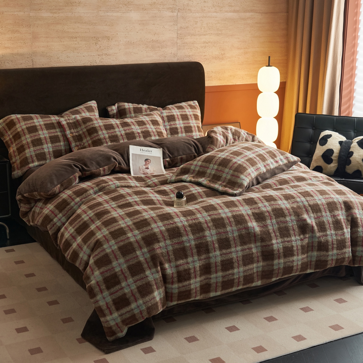 91家纺网 家纺一手货源 找家纺 早晨家纺 2025新款230g羊驼绒复古格牛奶绒四件套 慕池格