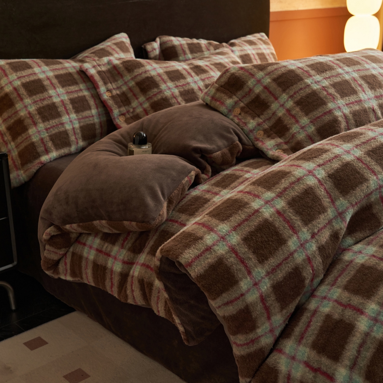 91家纺网 家纺一手货源 找家纺 （总）早晨家纺 2025新款230g羊驼绒复古格牛奶绒四件套