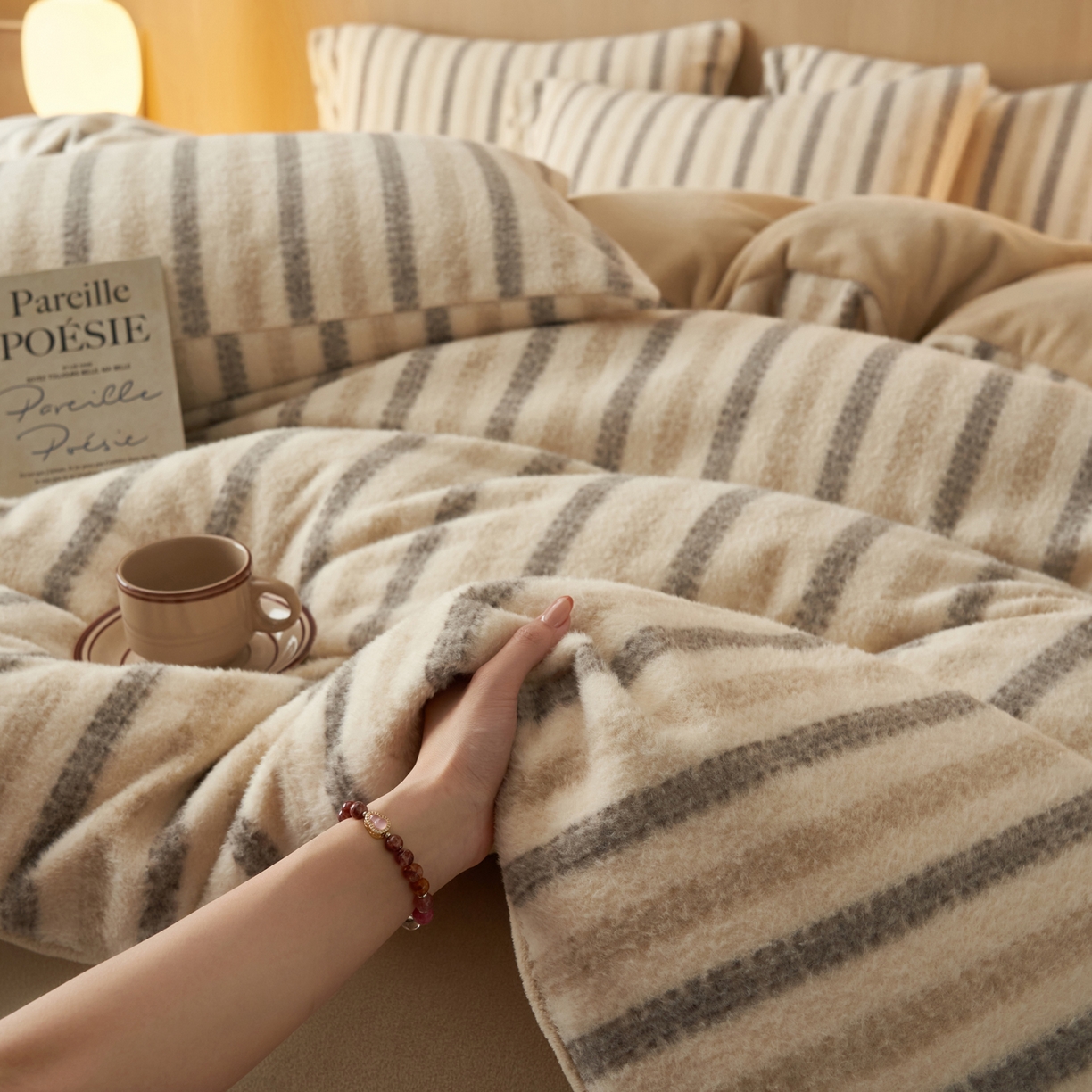 91家纺网 家纺一手货源 找家纺 早晨家纺 2025新款未末款仿羊绒牛奶绒四件套 未末-浅棕