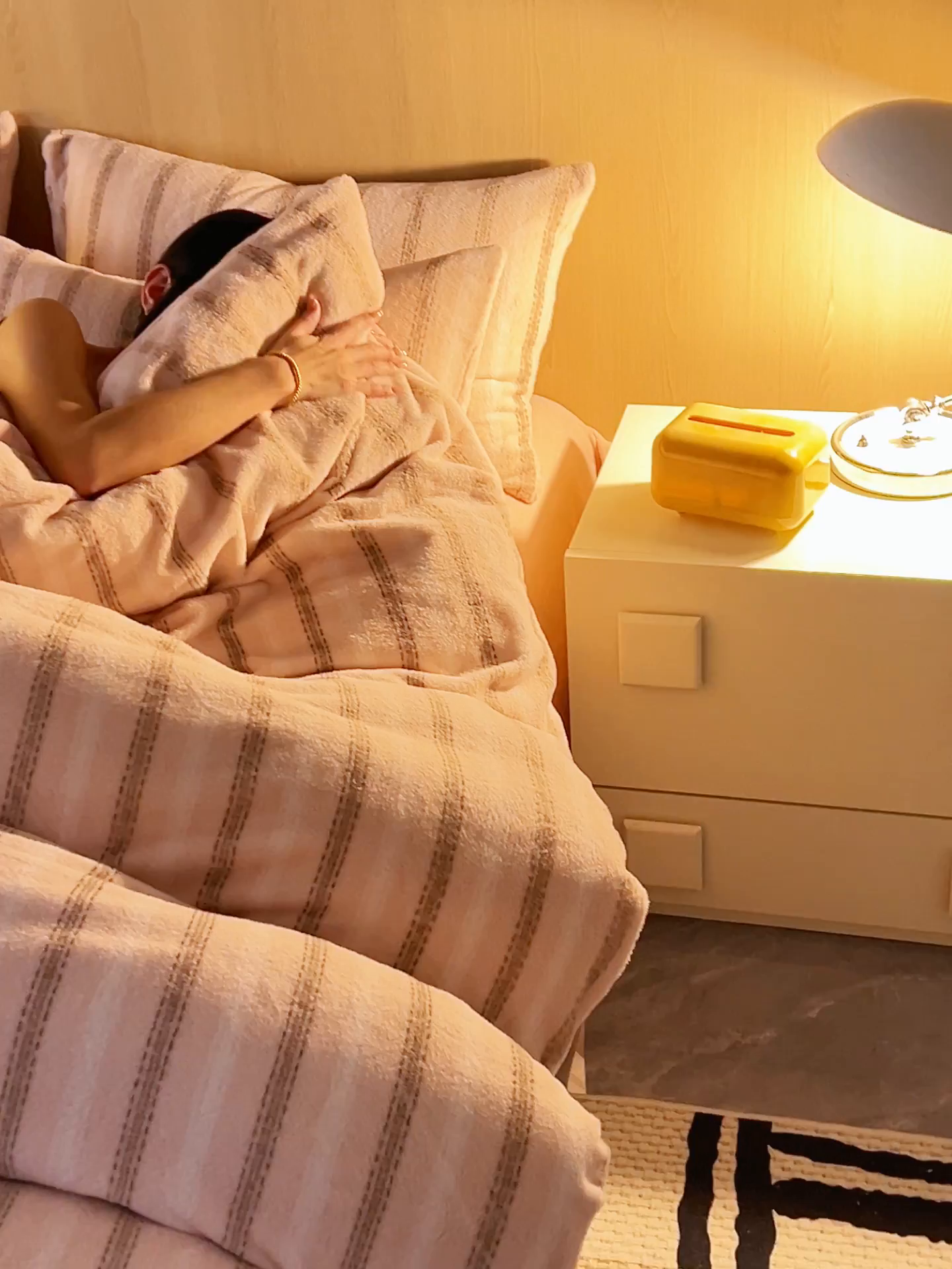 91家纺网 家纺一手货源 找家纺 早晨家纺 2025新款未末款仿羊绒牛奶绒四件套 未末-柔粉