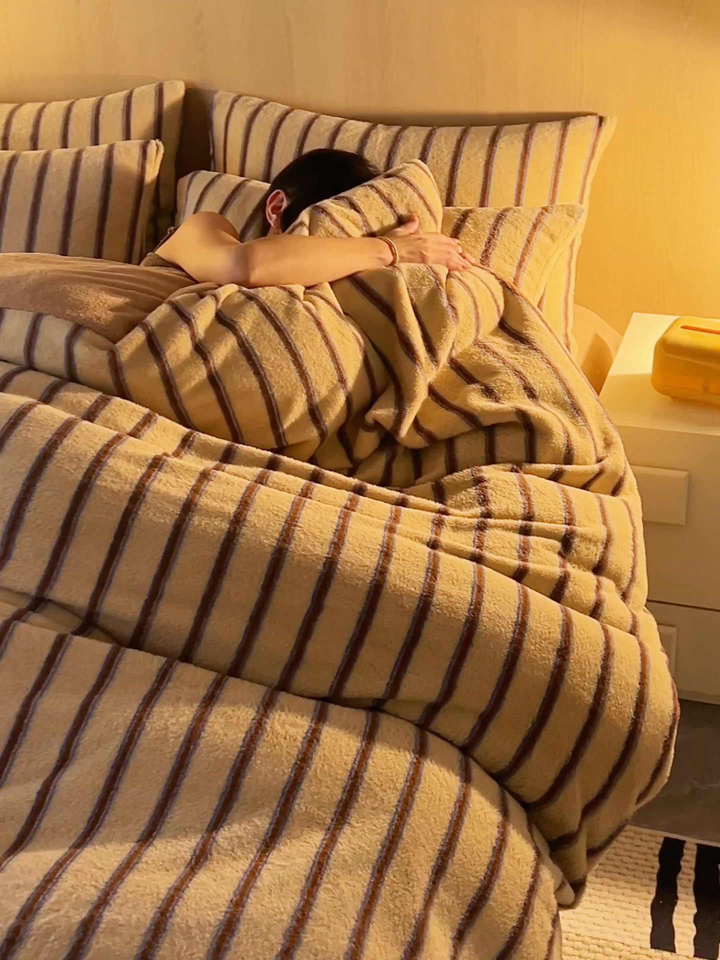 91家纺网 家纺一手货源 找家纺 （总）早晨家纺 2025新款未末款仿羊绒牛奶绒四件套