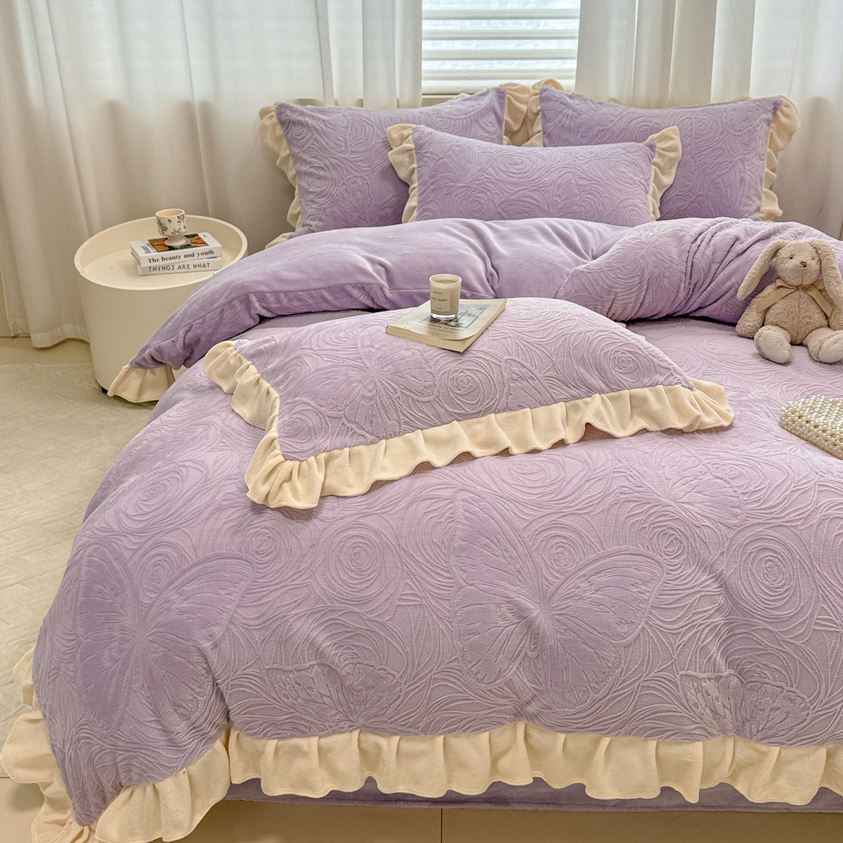 91家纺网 家纺一手货源 找家纺 懒猫家纺 2025新款亲肤舒适牛奶绒四件套-千寻花语系列 千寻花语-玫紫