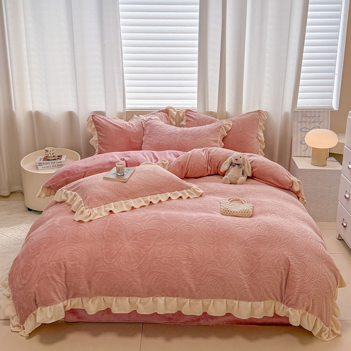 懒猫家纺 2025新款亲肤舒适牛奶绒四件套-千寻花语系列 千寻花语-豆沙