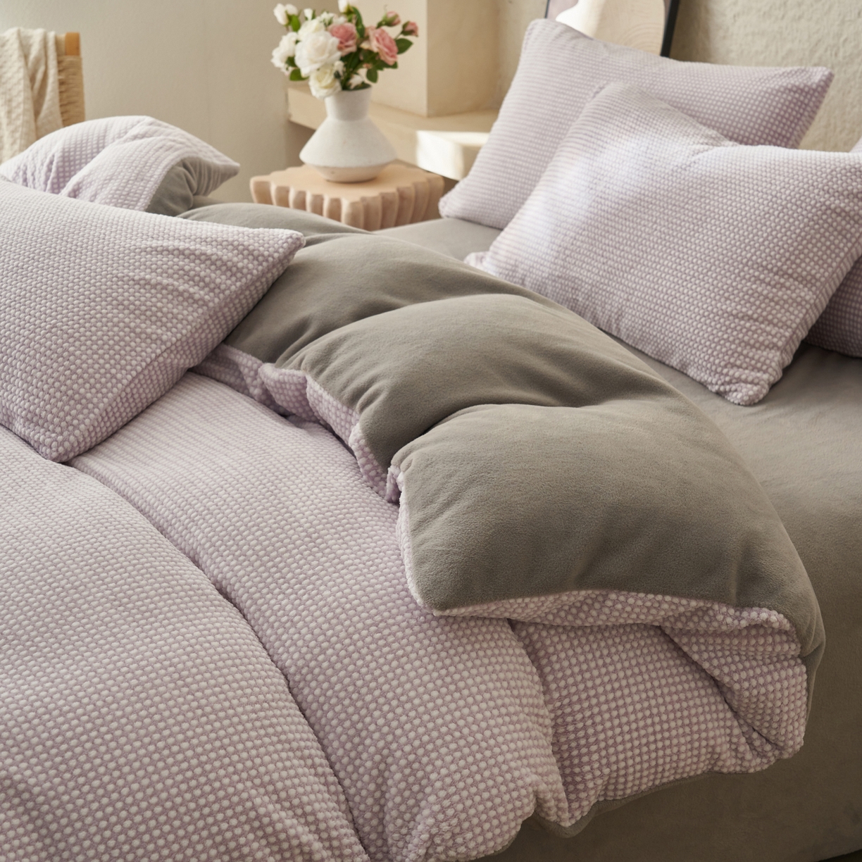 91家纺网 家纺一手货源 找家纺 早晨家纺 2025新款深蓝款阳离子提花牛奶绒四件套 深蓝-紫