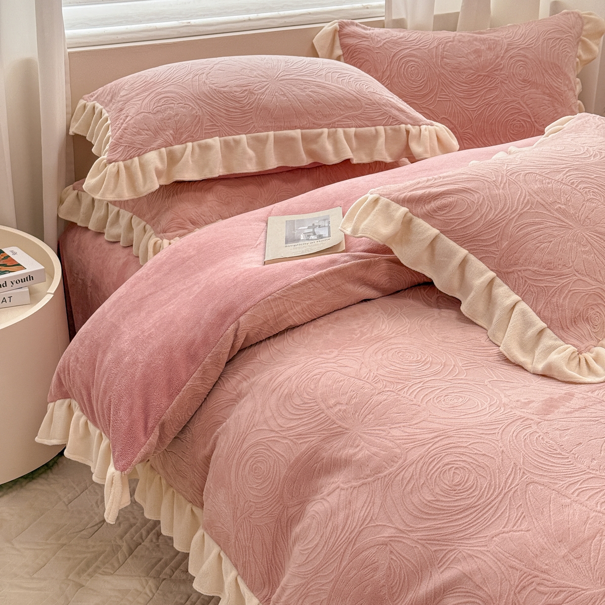 91家纺网 家纺一手货源 找家纺 （总）懒猫家纺 2025新款亲肤舒适牛奶绒四件套-千寻花语系列