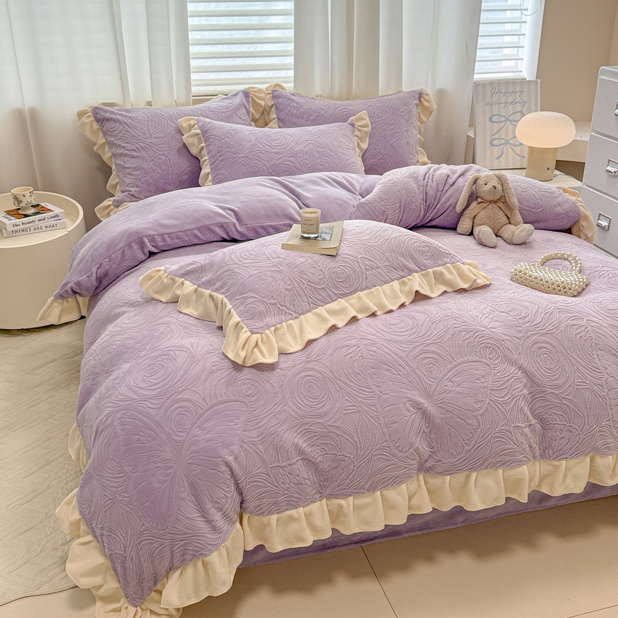 91家纺网 家纺一手货源 找家纺 懒猫家纺 2025新款亲肤舒适牛奶绒四件套-千寻花语系列 千寻花语-玫紫