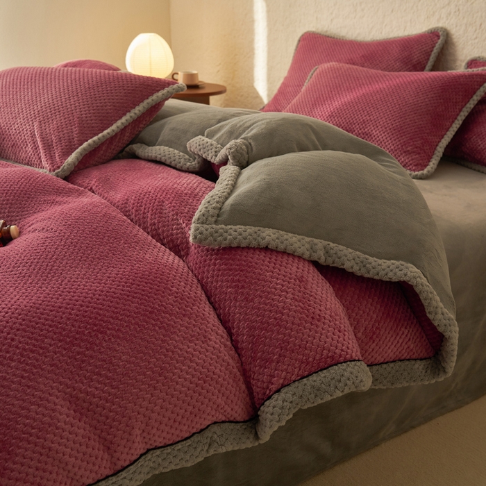 91家纺网 家纺一手货源 找家纺 早晨家纺 2025新款尚流款牛奶绒提花四件套 尚流-豆沙