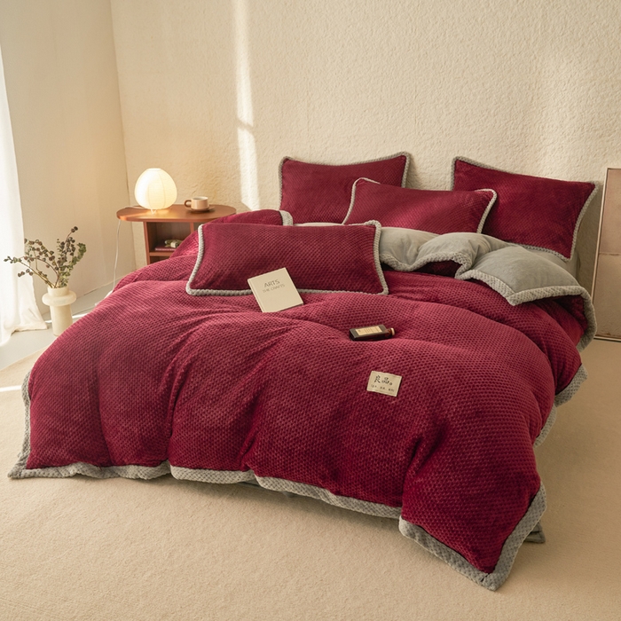 91家纺网 家纺一手货源 找家纺 早晨家纺 2025新款尚流款牛奶绒提花四件套 尚流-酒红