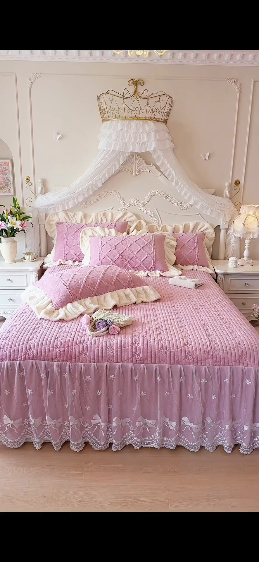 91家纺网 家纺一手货源 找家纺 宜凡家纺 2025新款兔绒提花牛奶绒夹棉床裙四件套（森林密语） 森林密语 豆沙紫