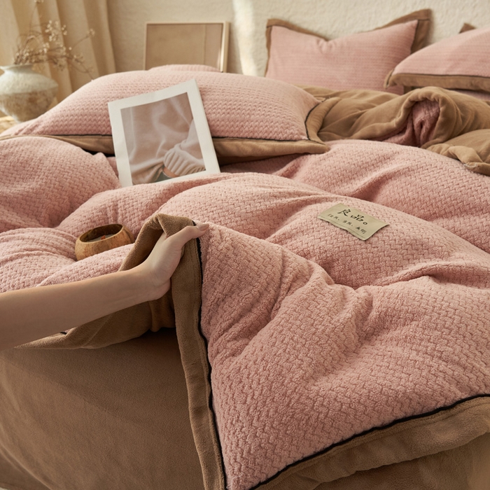 91家纺网 家纺一手货源 找家纺 （总）早晨家纺 2025新款青沐款牛奶绒提花四件套