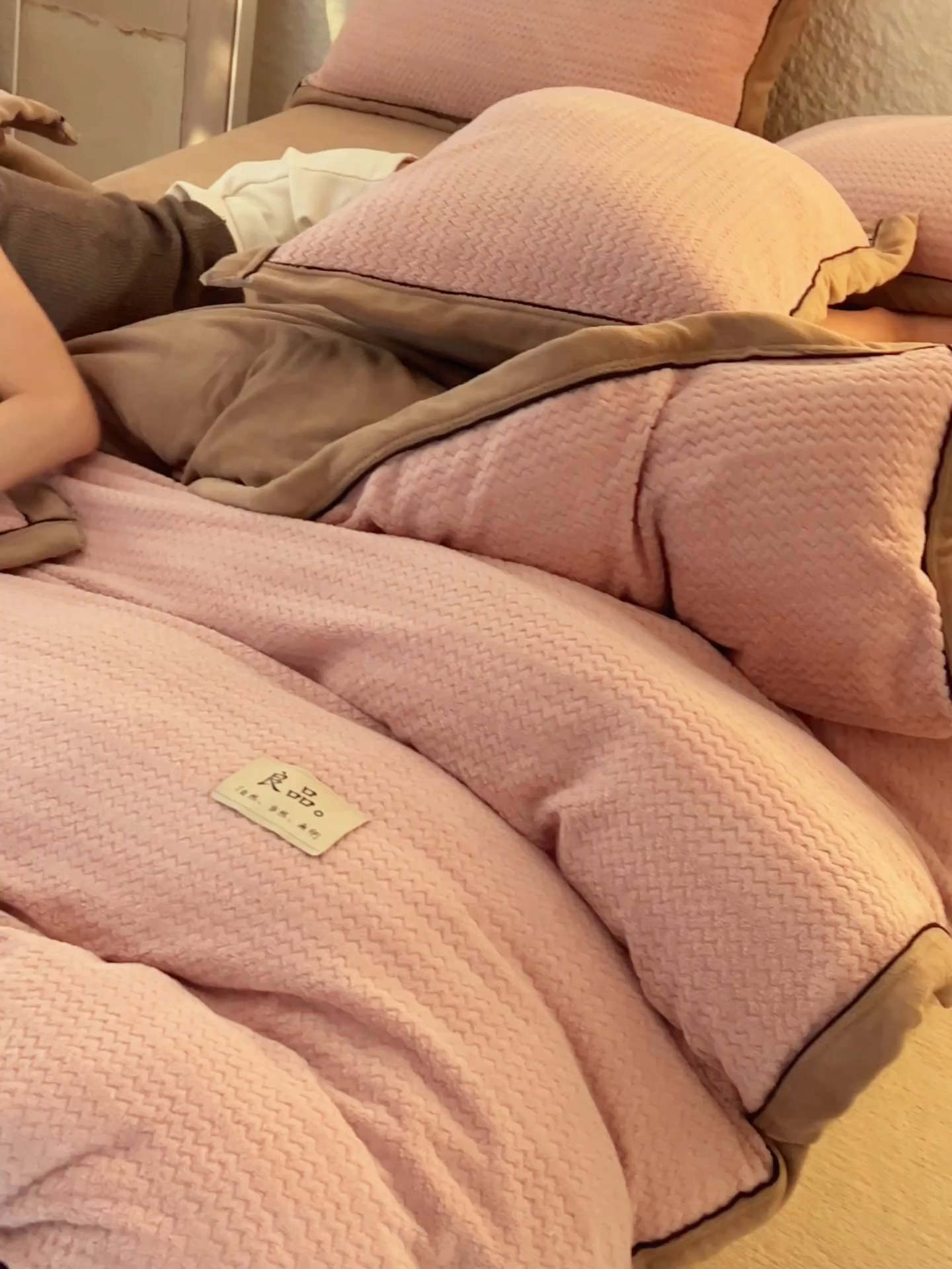 91家纺网 家纺一手货源 找家纺 （总）早晨家纺 2025新款青沐款牛奶绒提花四件套