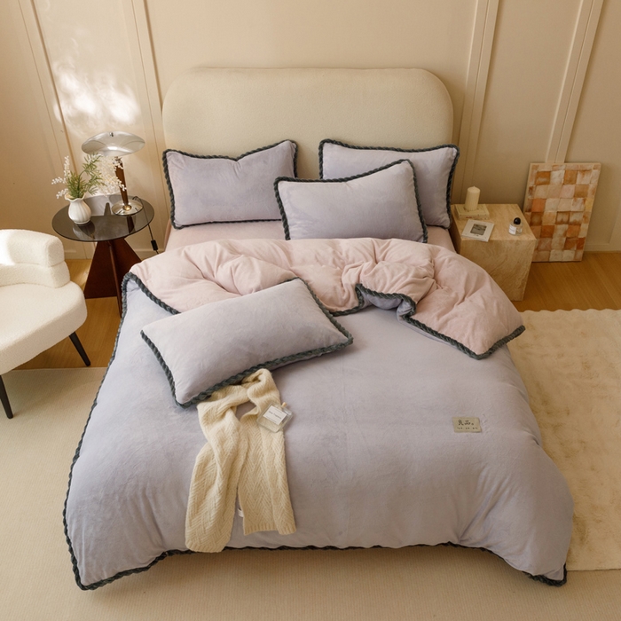91家纺网 家纺一手货源 找家纺 早晨家纺 2025新款牛奶绒双拼四件套 双拼浅紫+玉色