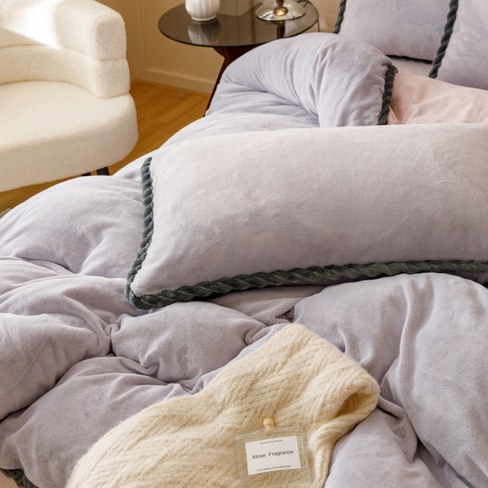 91家纺网 家纺一手货源 找家纺 早晨家纺 2025新款牛奶绒双拼四件套 双拼浅紫+玉色