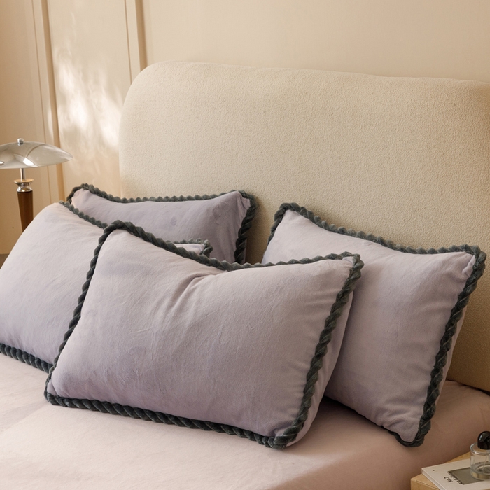 91家纺网 家纺一手货源 找家纺 早晨家纺 2025新款牛奶绒双拼四件套 双拼浅紫+玉色