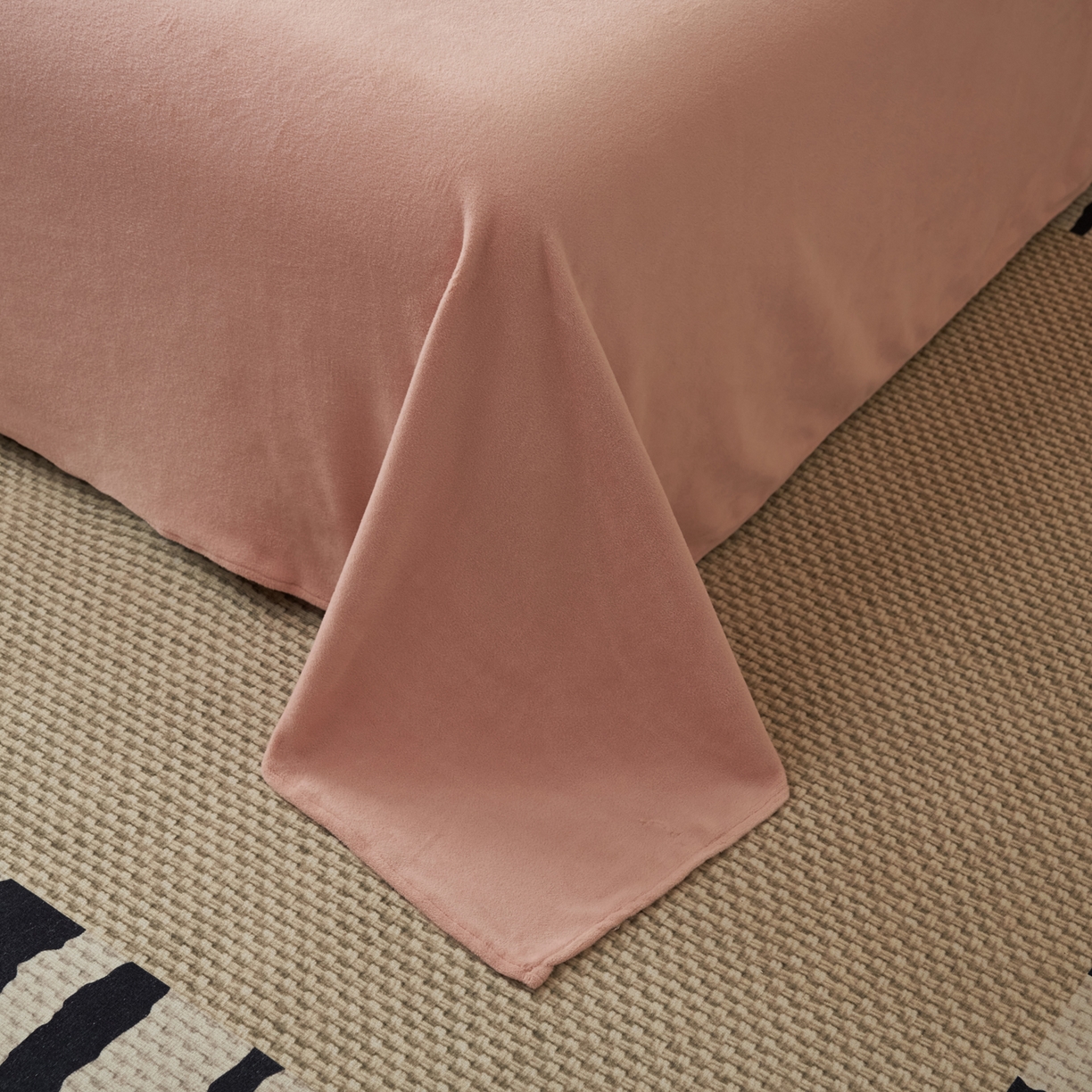 91家纺网 家纺一手货源 找家纺 早晨家纺 2025新款流星款阳离子提花兔毛牛奶绒四件套 流星-豆沙