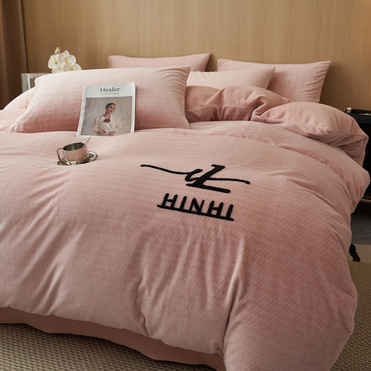 91家纺网 家纺一手货源 找家纺 早晨家纺 2025新款流星款阳离子提花兔毛牛奶绒四件套 流星-豆沙