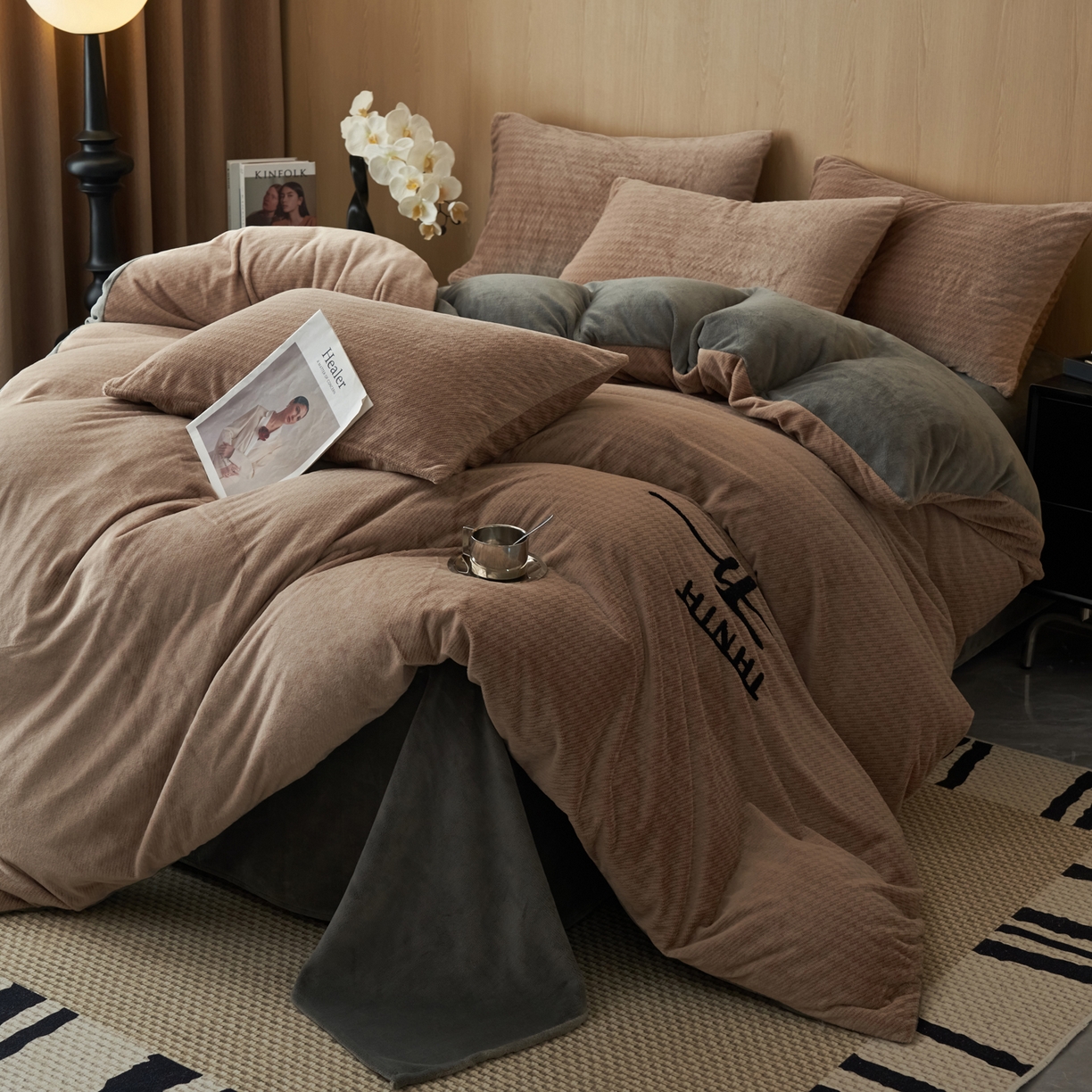 91家纺网 家纺一手货源 找家纺 （总）早晨家纺 2025新款流星款阳离子提花兔毛牛奶绒四件套