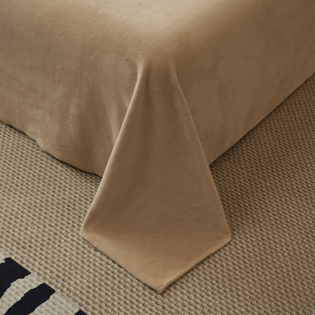 91家纺网 家纺一手货源 找家纺 早晨家纺 2025新款流星款阳离子提花兔毛牛奶绒四件套 流星-奶白